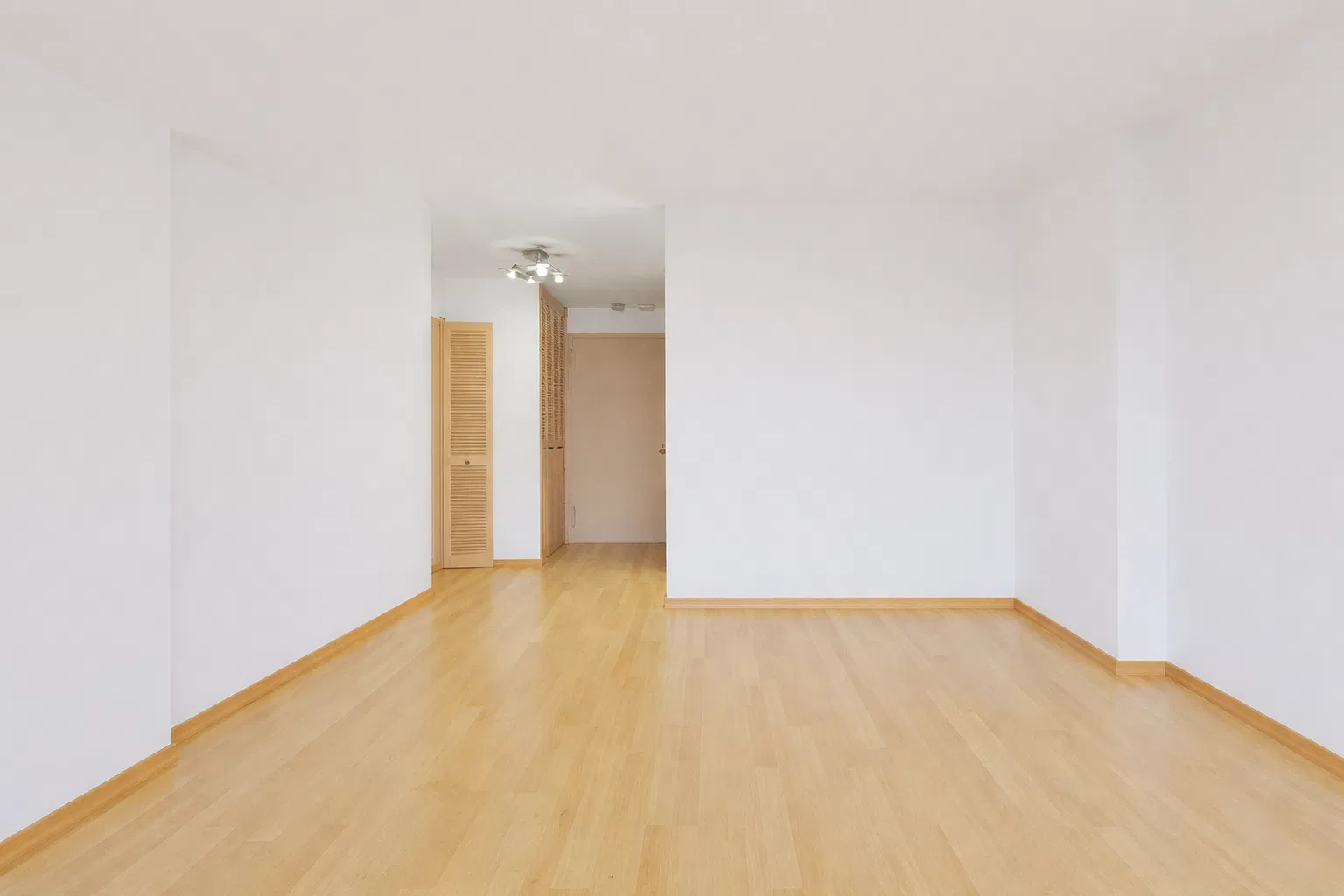 220 East 57th Street — Photo 4