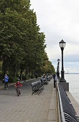 Rented by R New York | media 43