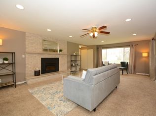 3416 W Woodward Dr, Franklin, WI 53132