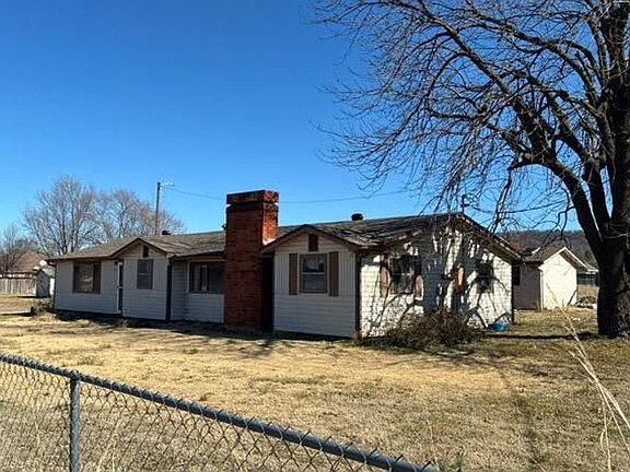 2nd image of 3125 Jefferson St