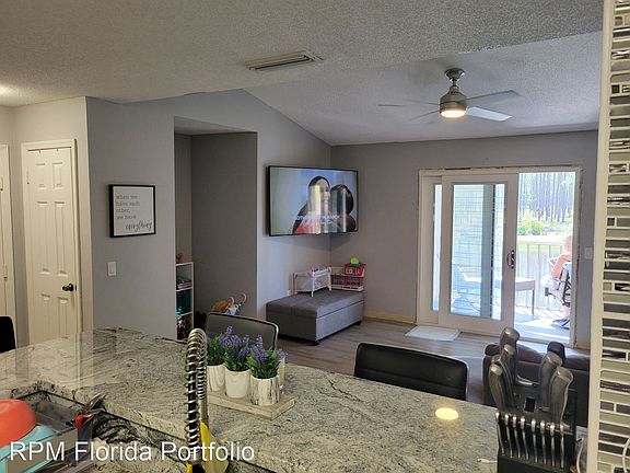 5th image of 9481 Oaks St #1216