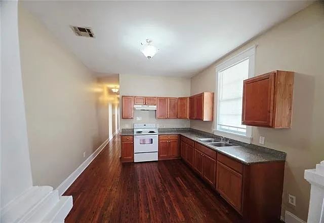 1674 Abundance St — Photo 5