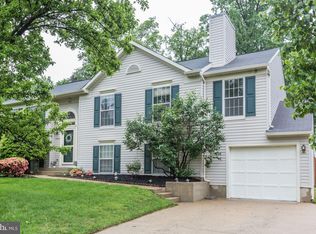 20577 Triple Crown Ct, Ashburn, VA 20147