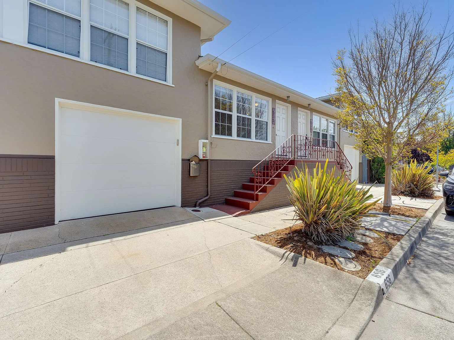 1 bed, 550 sqft, $2,395 — Photo 2