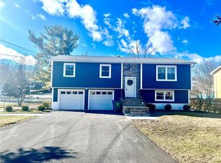 28 Bradner Ave, Middletown, NY 10940