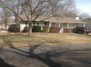 1353 Columbus Dr, Saint Louis, MO