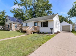 905 S 12th Ave, Wausau, WI 54401