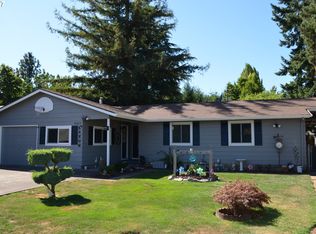 2885 Beaver Ct, Hubbard, OR 97032
