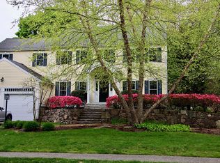 58 Pleasant St, Wellesley, MA 02482