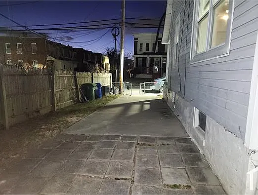 5401 Ready Ave — Photo 8