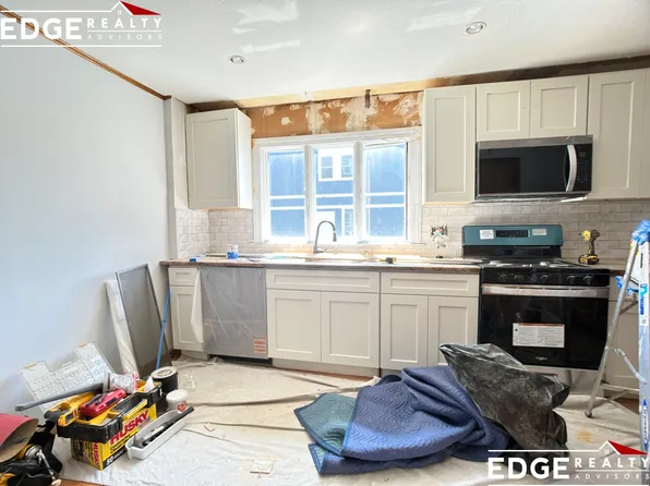 82 Beechcroft St, Brighton, MA