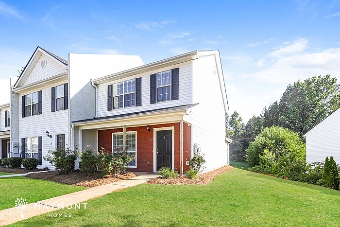 2nd image of 2 Chastain Cir