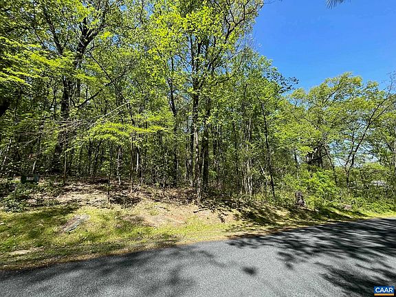 5th image of 477 Foothills Dr