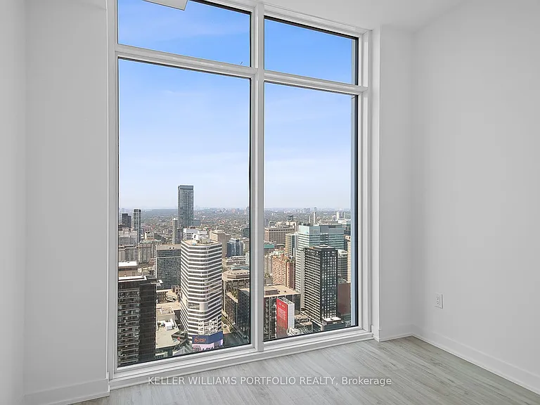 252 Church St #Penthouse 16 — Photo 14