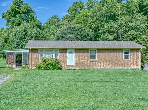 123 Martin Ridge Ln, Gainesboro, TN 38562