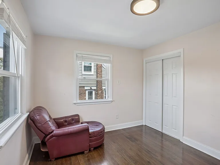 54 Allan Dr — Photo 22