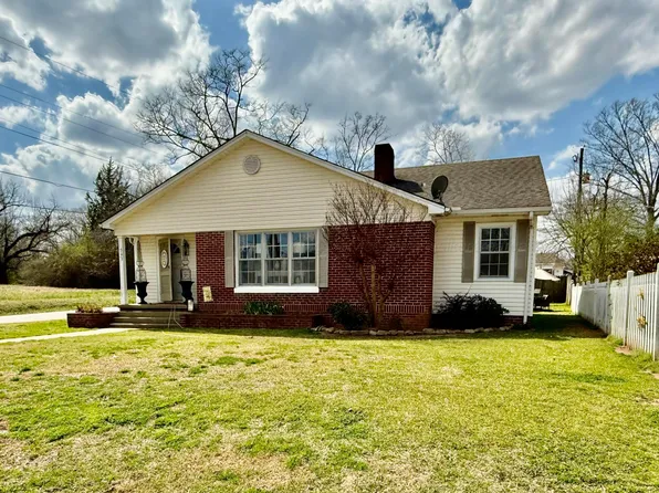 307 Ashwood Dr, Winfield, AL 35594