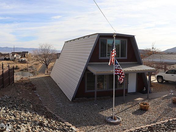 3rd image of 1955 N QUARTZ Drive
