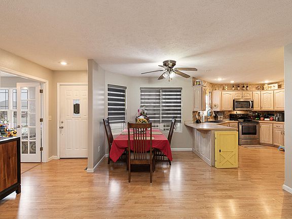 5th image of 1314 E 476th Road