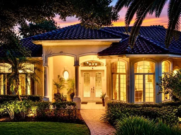 402 E Macewen Dr, Osprey, FL 34229