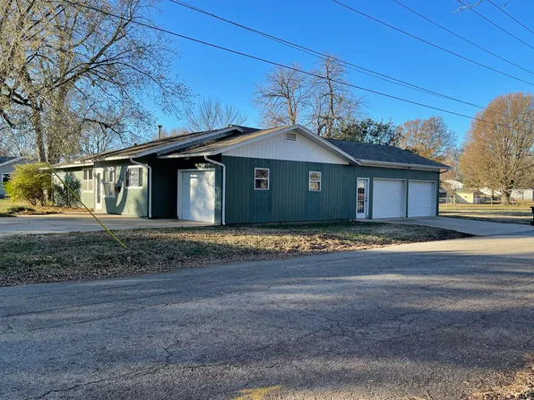 1405 S Hickory Street, Mt Vernon, MO 65712