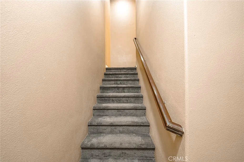 2 bed, 2.5 bath, 1132 sqft, $3,150 — Photo 3