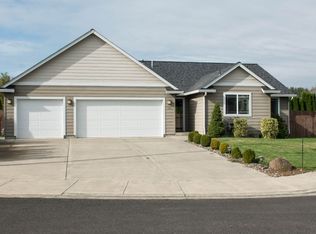 305 S Star Flower Dr, Woodland, WA 98674