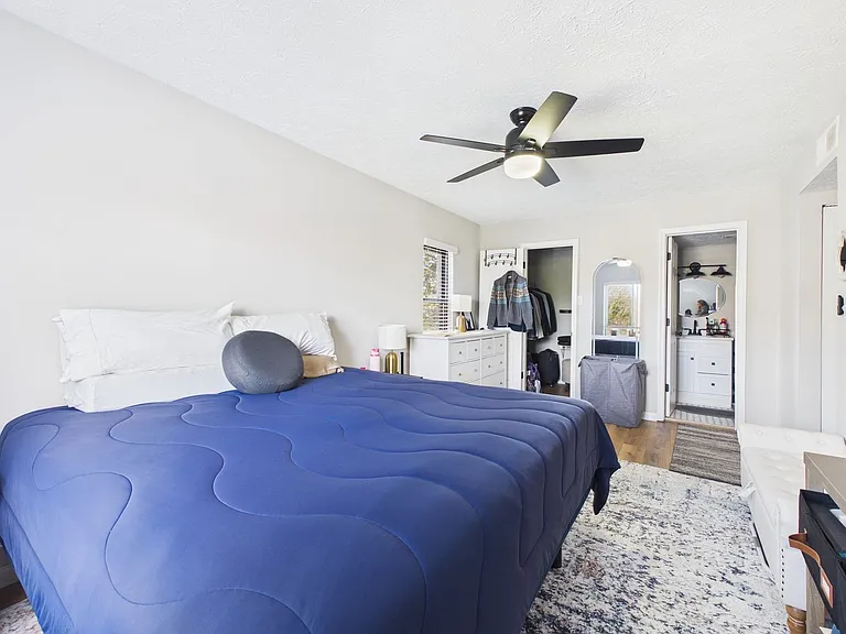 1501 Bronwyn Rd #303 — Photo 16