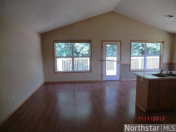 4th image of 909 Rum River Drive