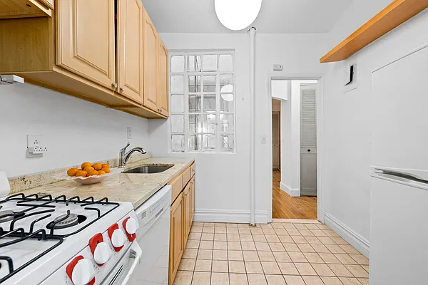 Sold by Douglas Elliman | media 3