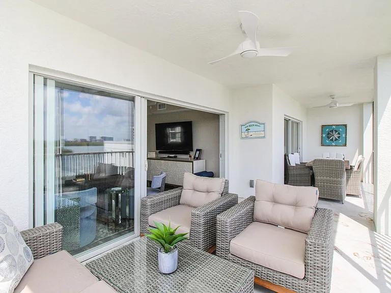 35 Bluebill Ave #B-702 — Photo 15