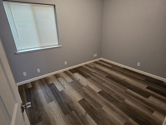 5th image of 504 G St Unit B