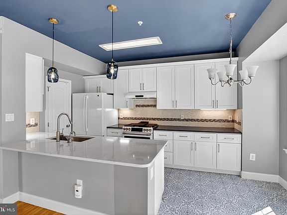 5th image of 110 Elmcroft Blvd