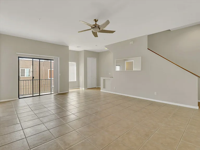 4613 E Culver St — Photo 10