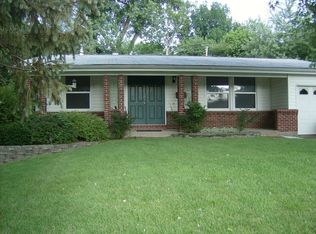 11124 Linnell Dr, Saint Louis, MO 63136
