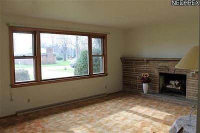 2nd image of 3251 Alpine St NE