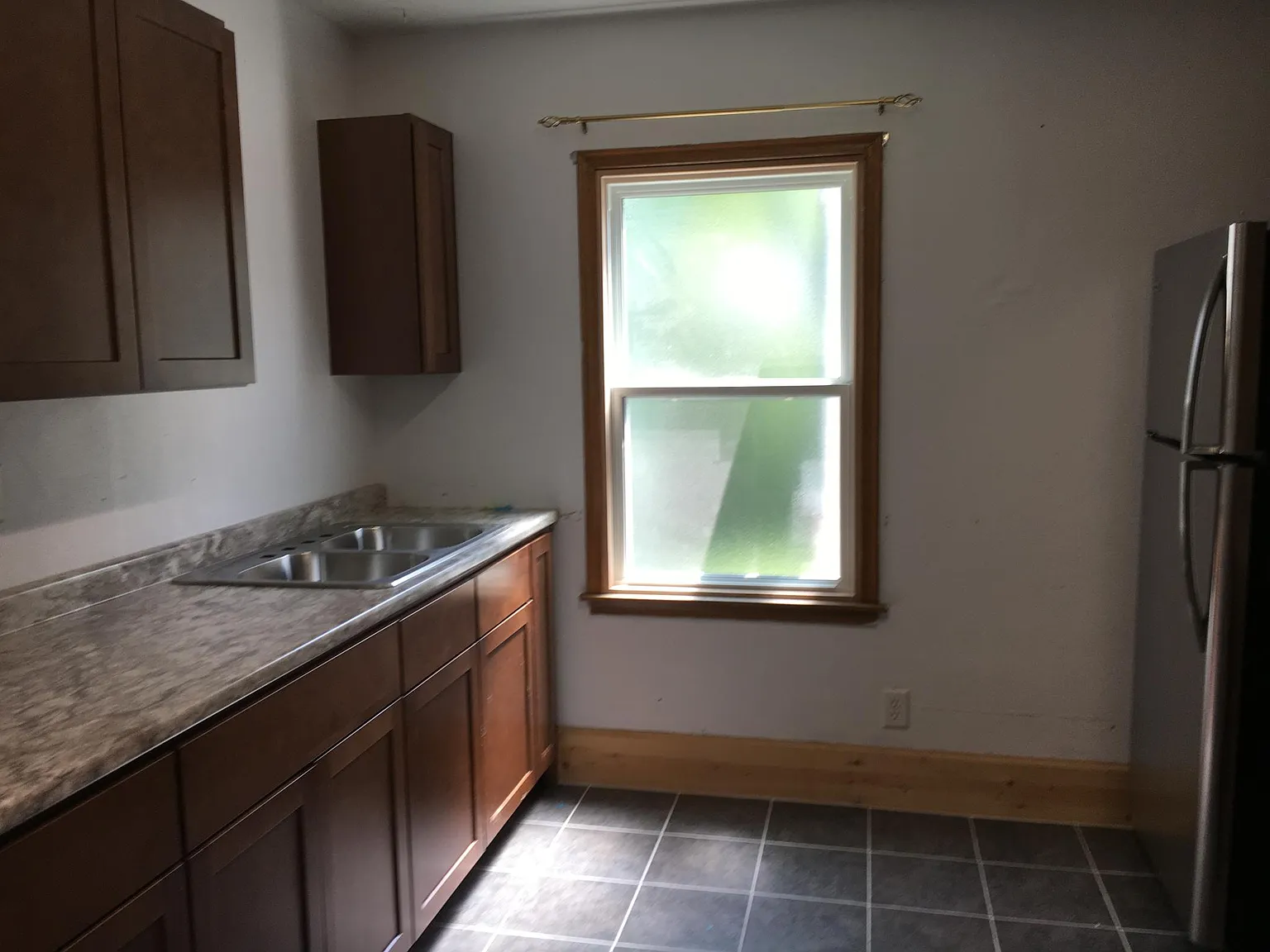 2 bed, 1250 sqft, $925 — Photo 4