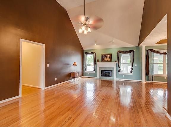 4th image of 3306 Madison Ave
