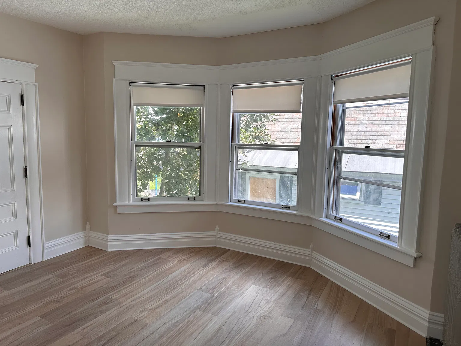 2 bed, $2,000 — Photo 4