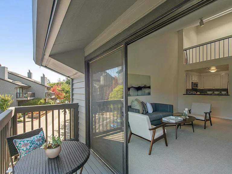 25 Cypress Pl — Photo 9