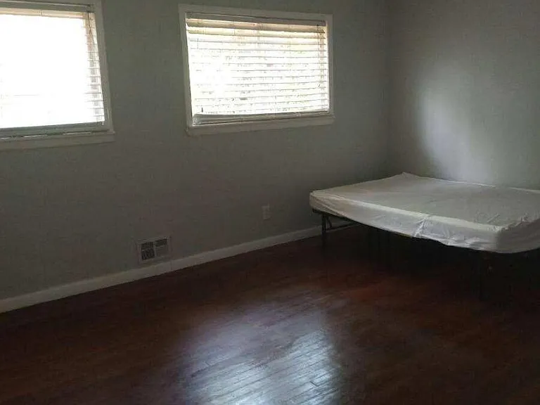 Unit Photo