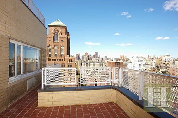 Sold by Halstead Real Estate | media 7