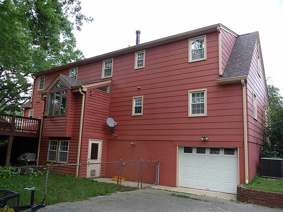 2nd image of 625 N Staats Dr