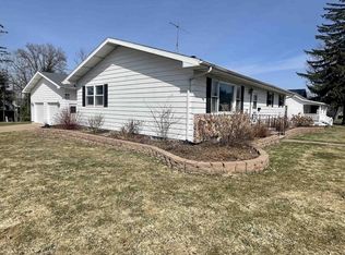 415 W 4th St, Neillsville, WI 54456