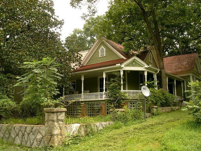 Front w/wraparound porch