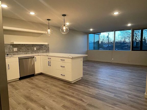 5th image of 2716 N St