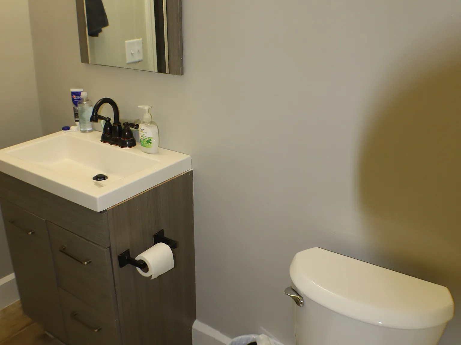 5 bed, 2900 sqft, $2,750 — Photo 3