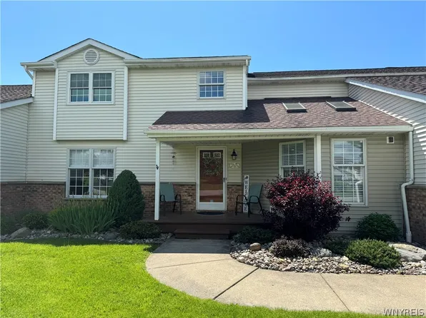 123 Southwick Dr, Orchard Park, NY 14127