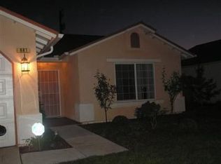 681 Walton Ave, Sanger, CA 93657