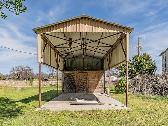 5th image of 337 Travis Rd